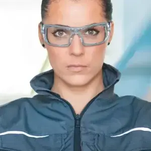 EyeFlex safety glasses for woman